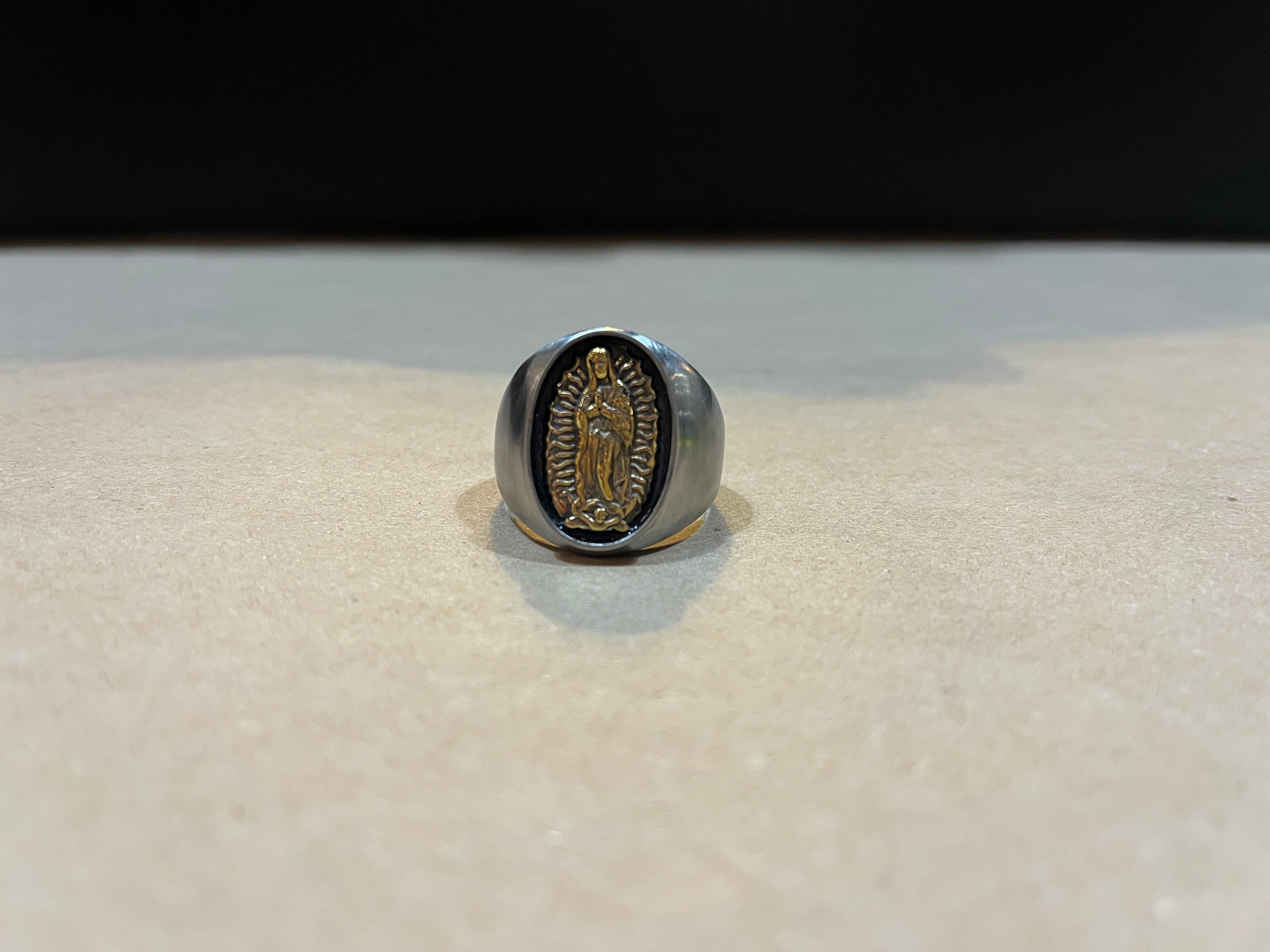 B121 Bague Chevalière laiton "Santa Maria de Guadalupe"