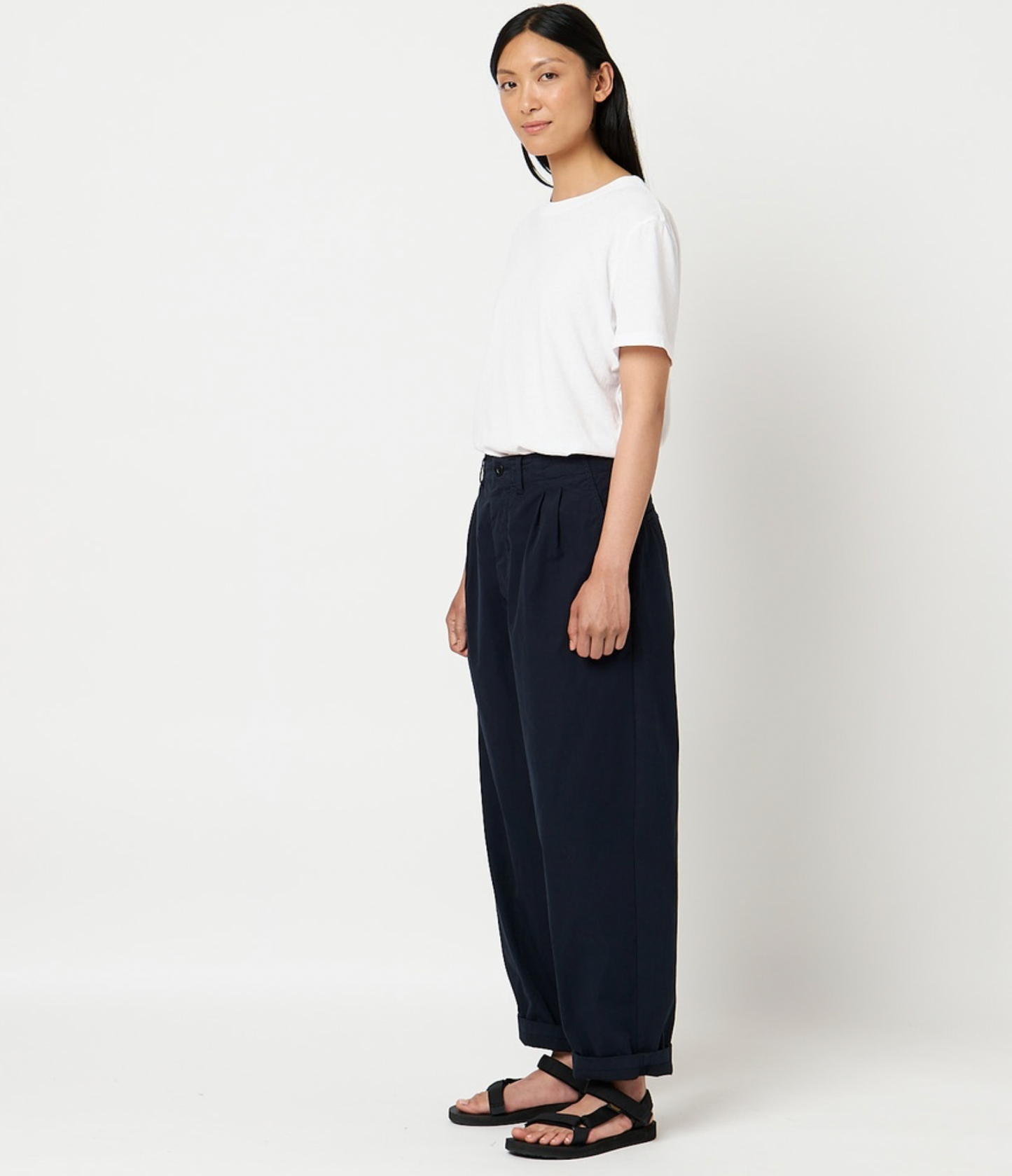 PANTS03 Good Basics Unisex Pleated Pant