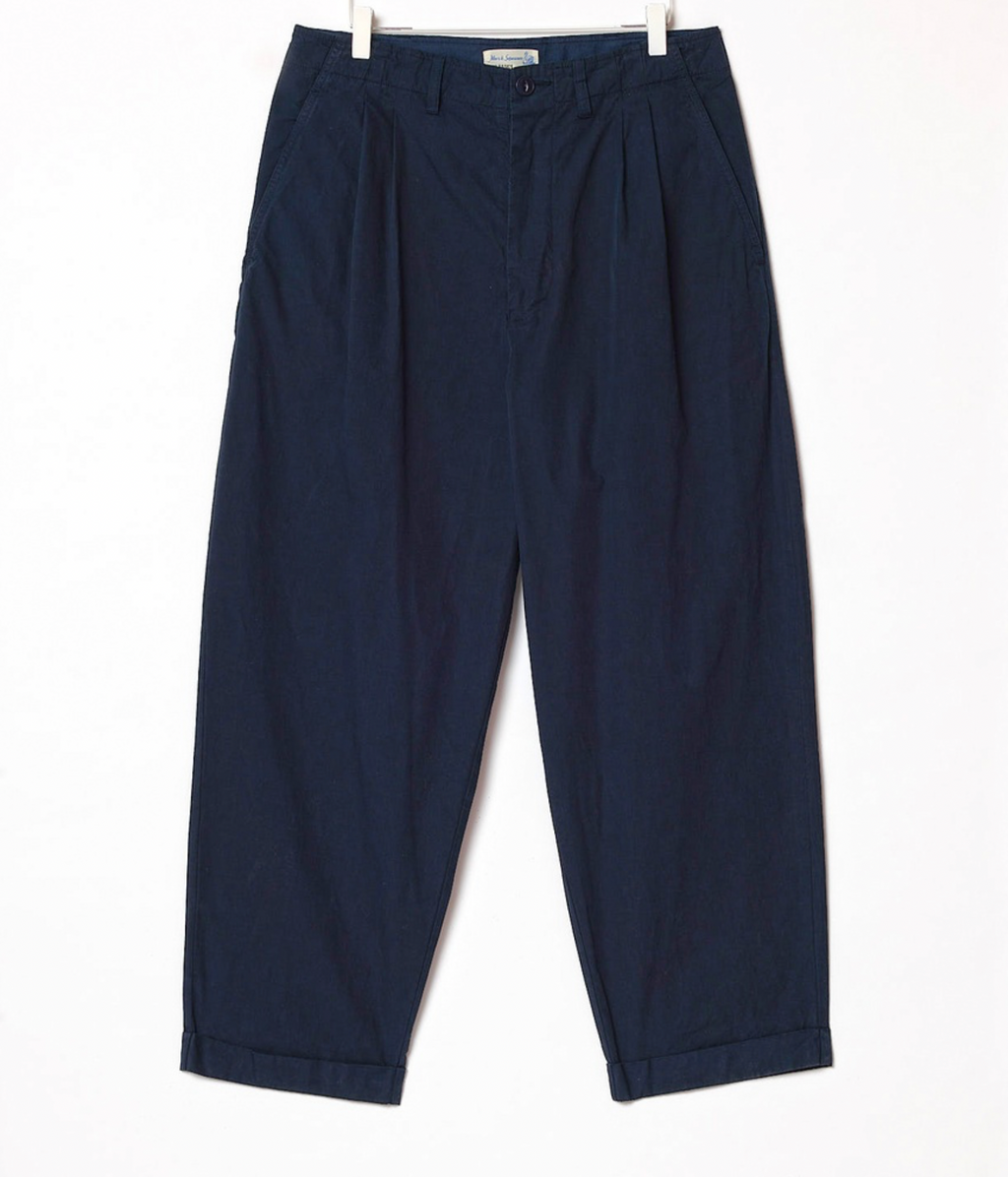 PANTS03 Good Basics Unisex Pleated Pant