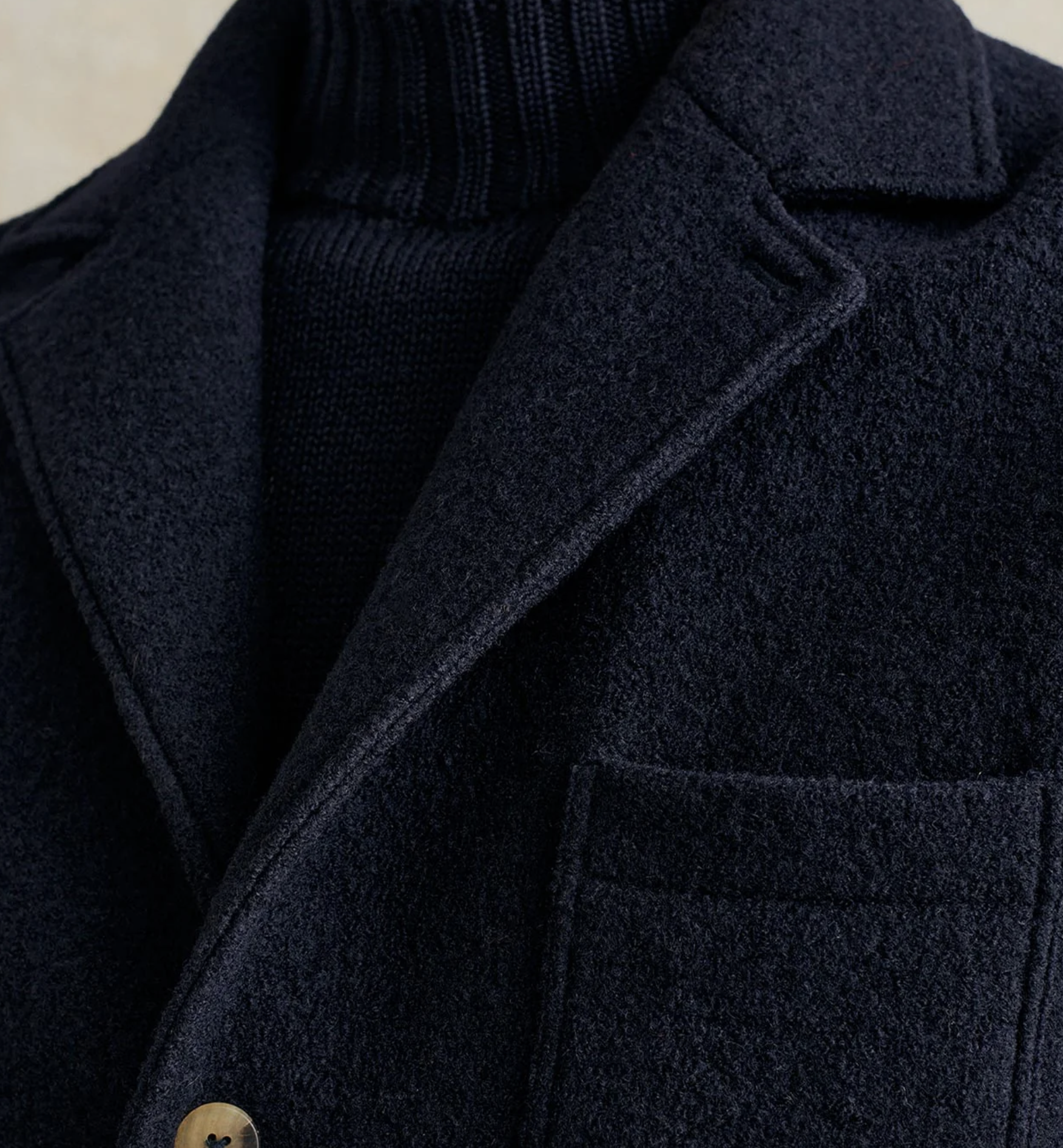 VE25 Traveler Jacket