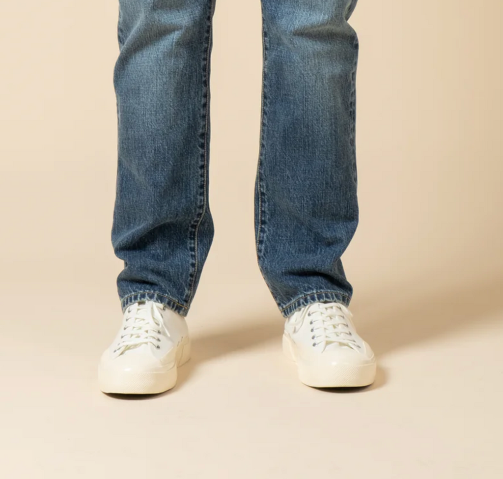 M8 Straight Fit