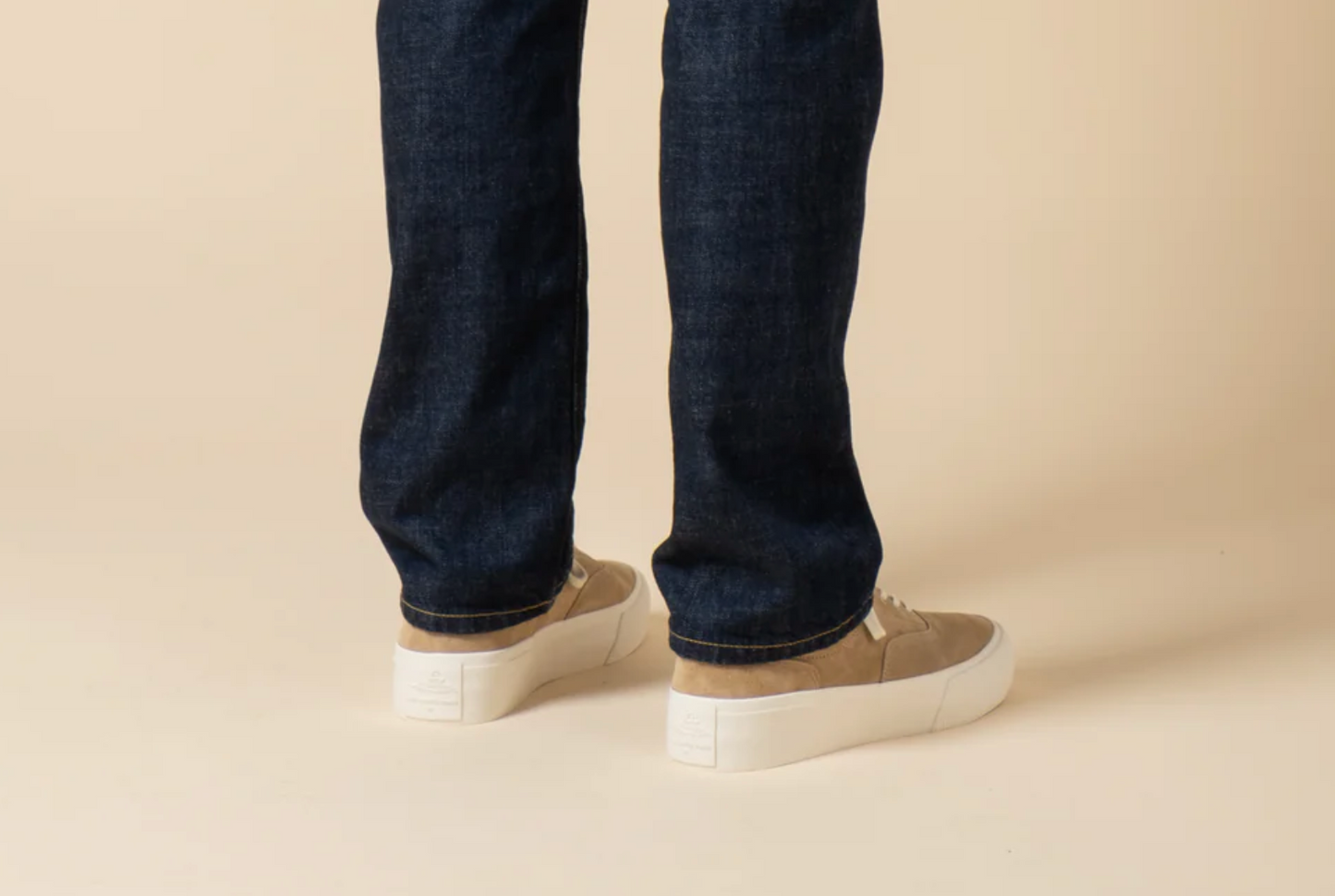 M8 Straight Fit